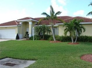 32464 SW 203rd Ct, Homestead, FL 33030