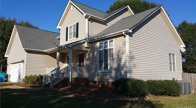 1st image of 1925 Southridge Dr