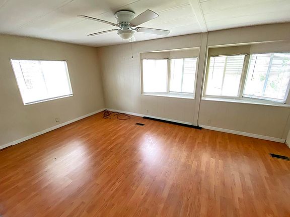 3rd image of 14912 Spyglass St Unit 68