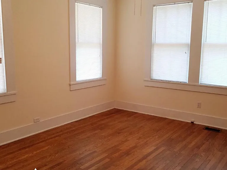 1509 Troupe St — Photo 10
