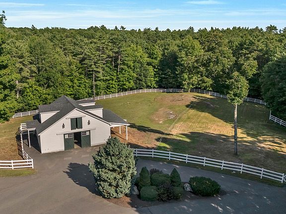 5th image of 307 Lewis Hill Road