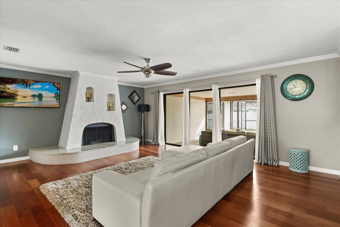 next background image