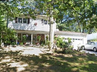 3 Flint Dr, Spring Valley, NY 10977