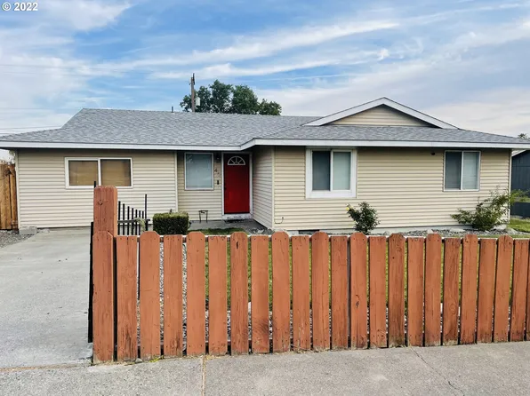 45 Van Buren Dr, Umatilla, OR 97882