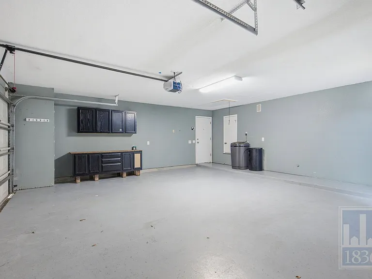 8507 Jilbur Dr — Photo 25