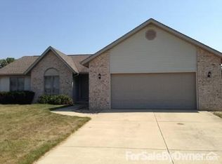 2308 Palo Alto Dr, Springfield, IL 62711