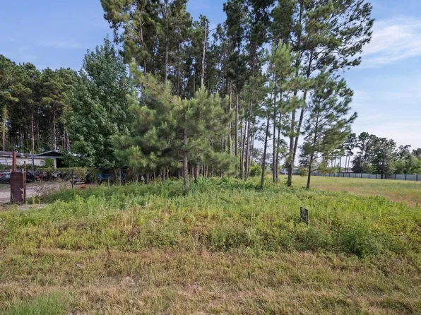 900 County Road 3545, Cleveland, TX 77327