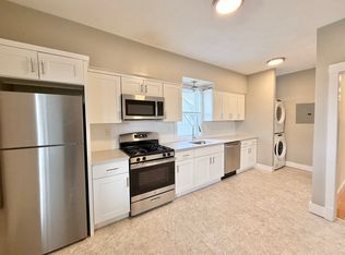 21 Macarthur St APT 3, Somerville, MA 02145