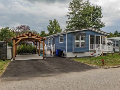 202 Robinhood Drive, Exeter, NH, 03833