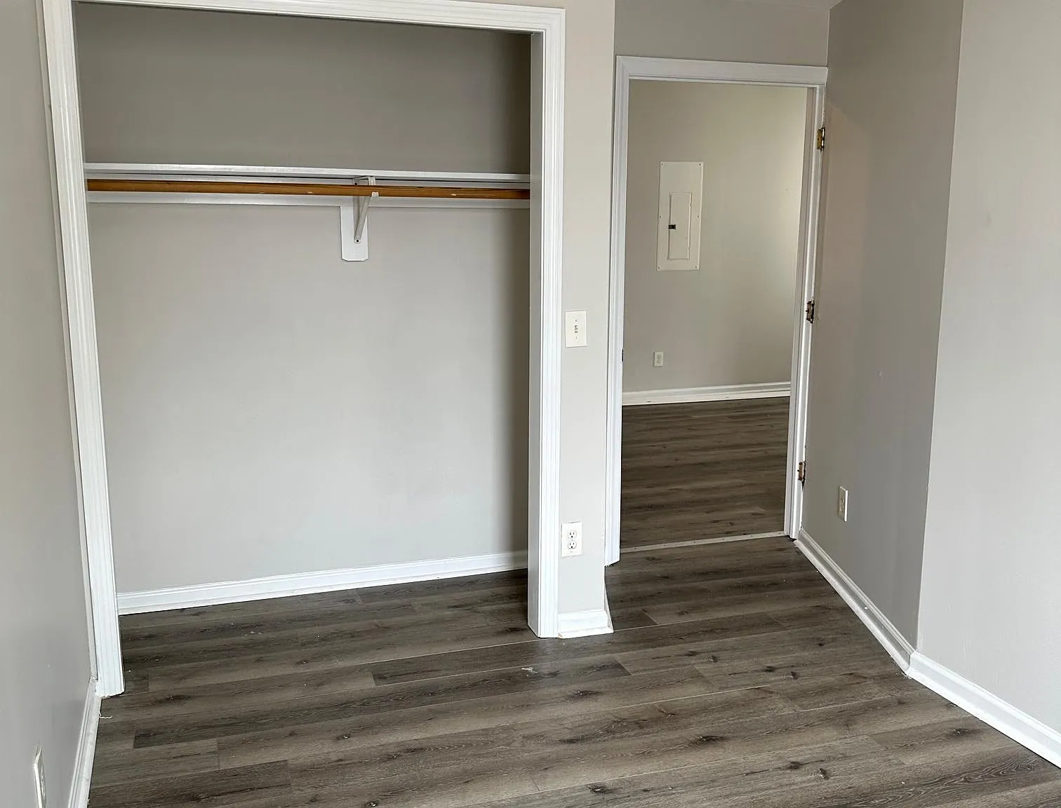 5 bed, 1800 sqft, $2,575 — Photo 3