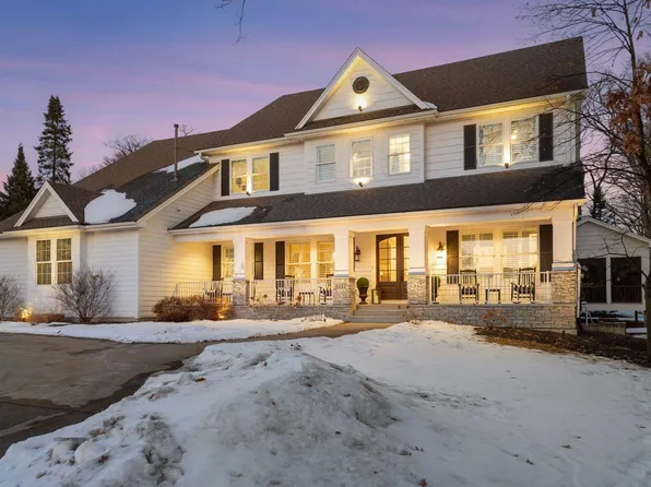 1617 Linner Rd, Wayzata, MN 55391