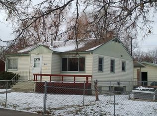 611 S Merriam Ave, Miles City, MT 59301