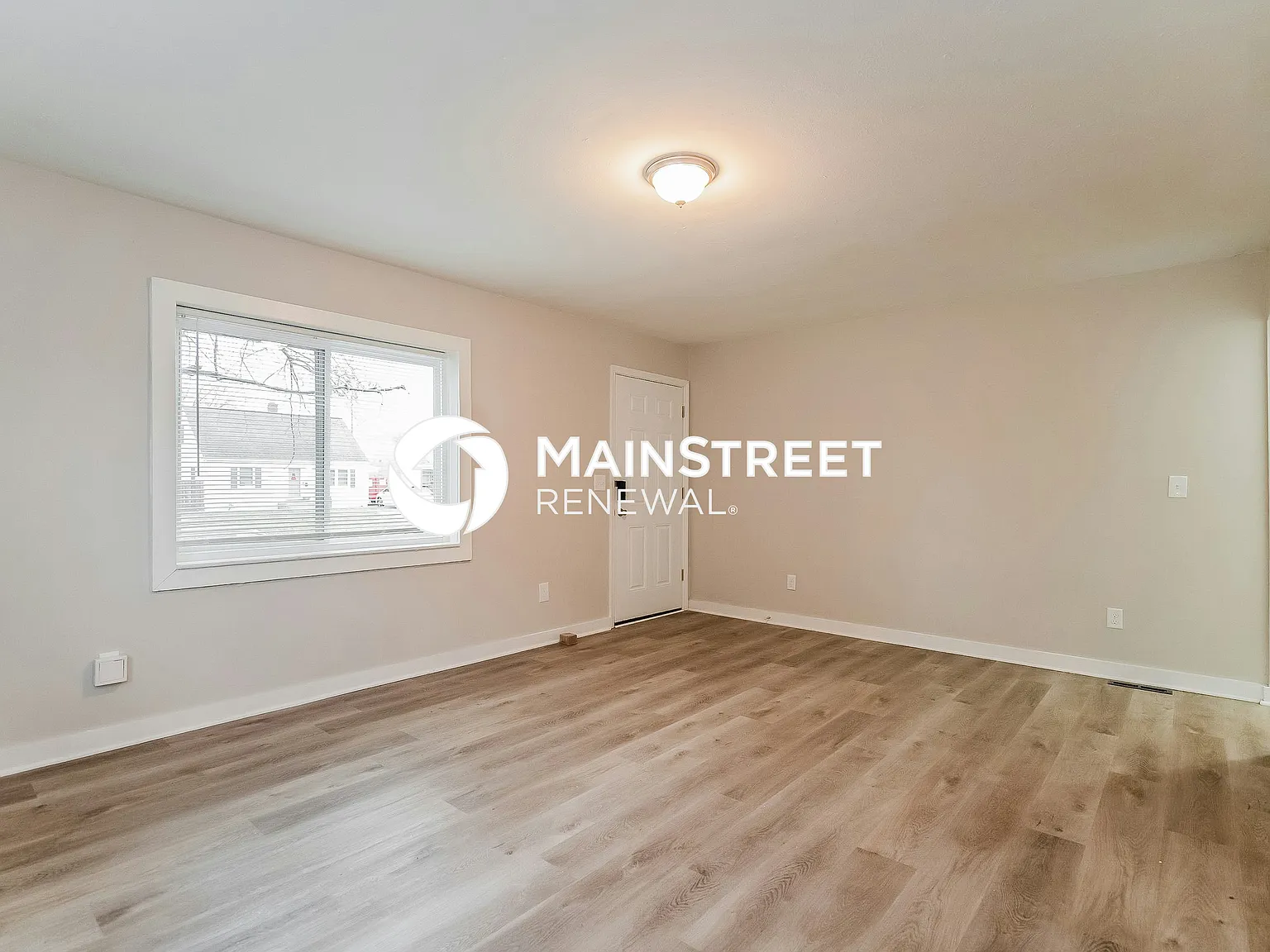 3510 Norwood St — Photo 2