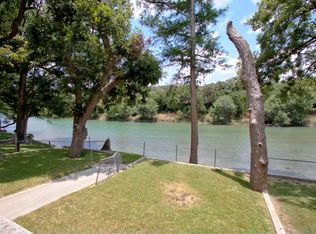 6826 River Rd, New Braunfels, TX 78132