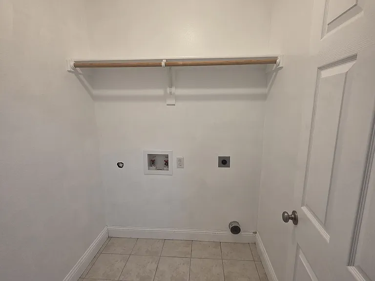 3806 Morning Springs Trl — Photo 16