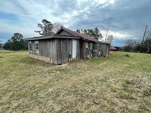 3rd image of 2976 N Tomahawk Rd