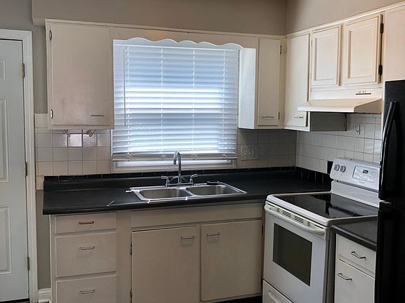 5th image of 4521 Apple Orchard Ln