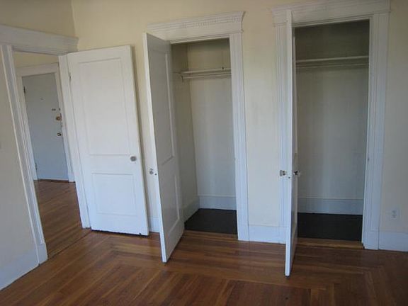 3rd image of 1872 Commonwealth Ave #14D
