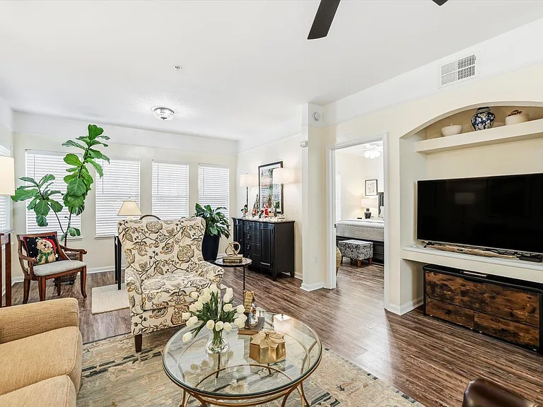 2801 Chancellorsville Dr #617 — Photo 20
