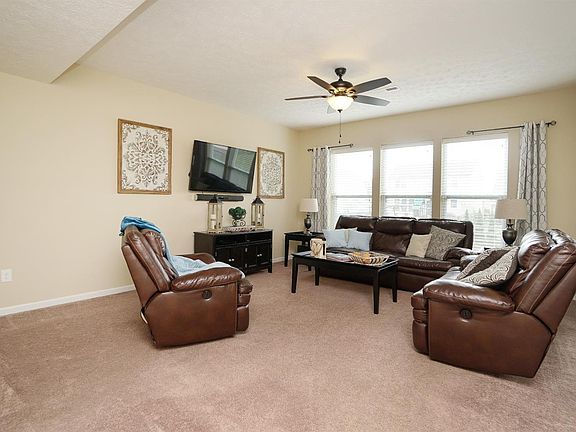 4th image of 549 Hafton Ct
