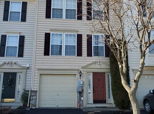 13 N Savanna Dr, Pottstown, PA 19465