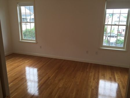 2nd image of 16 Brooks Park APT 7