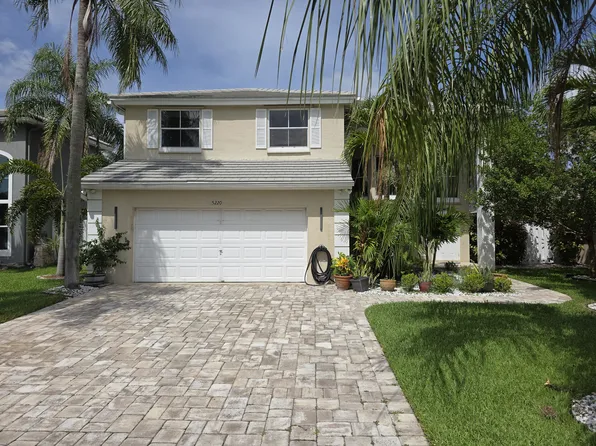 5220 NW 53rd Ave, Coconut Creek, FL 33073