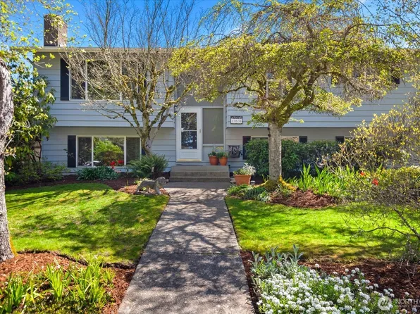 17631 69th Place W, Edmonds, WA 98026