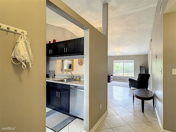 4th image of 137 Sand Pine Cir