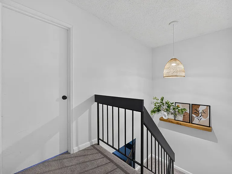 2190 Cartwright Pl — Photo 36
