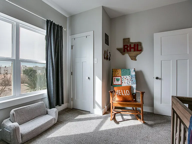 2610 Oak Hills Trl — Photo 16