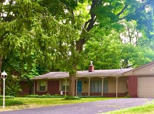 95 Nesbit Ln, Rochester Hills, MI 48309