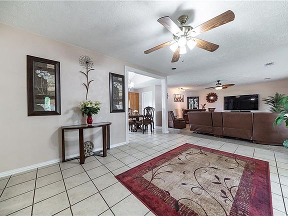 3rd image of 2510 Bobwhite Blvd