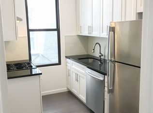 31-30 35th St #1, Astoria, NY 11106
