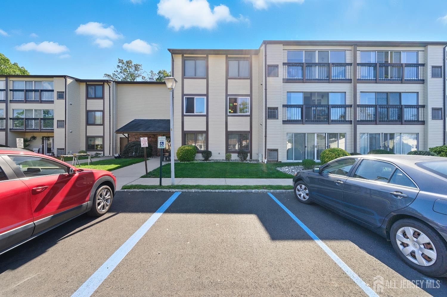 277 Crosse Dr APT 2C