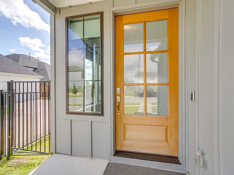 2113 Domingo Dr — Photo 5