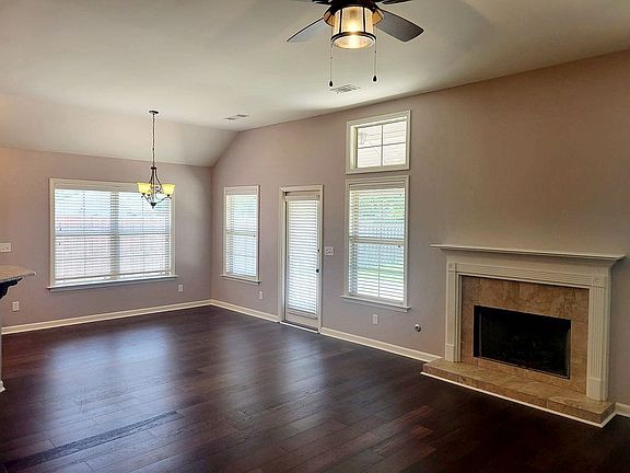 4th image of 8804 Andress Ct