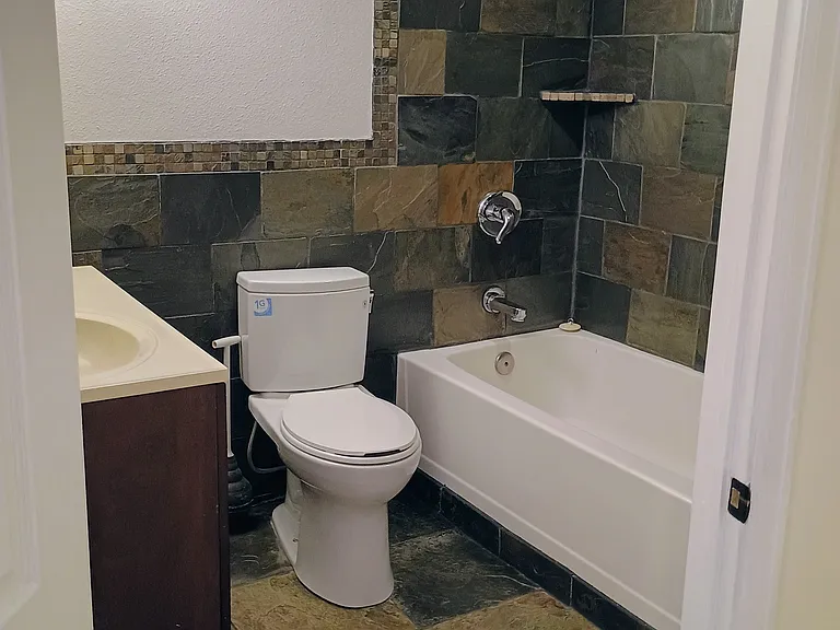 10360 E Jewell Ave — Photo 34