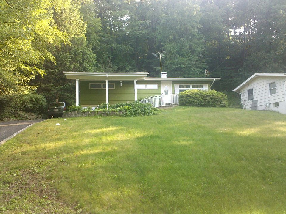 2nd image of 49 Ludlum Rd