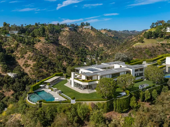 1261 Angelo Dr, Beverly Hills, CA 90210