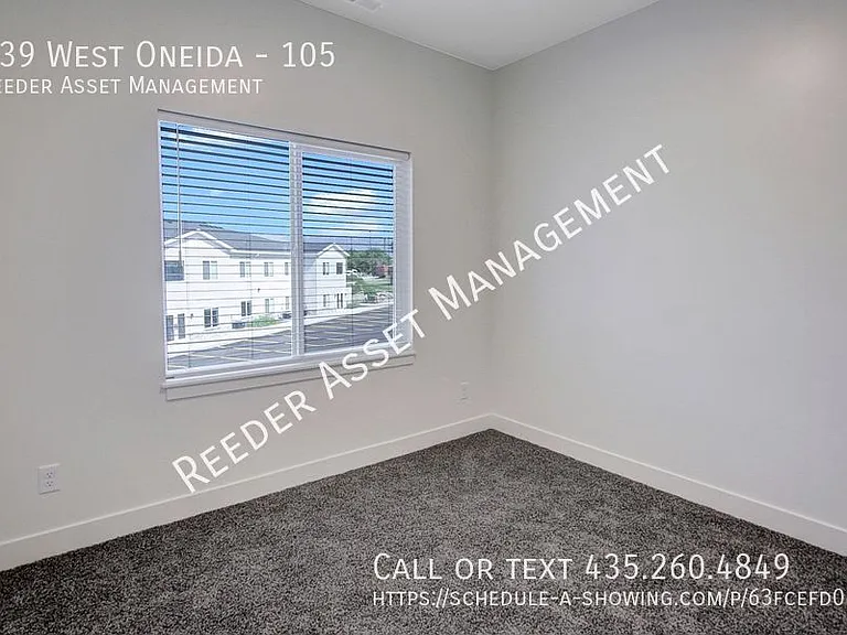 239 E Oneida St #105 — Photo 19