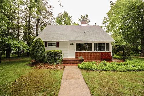 400 Dean Dr Photo 1