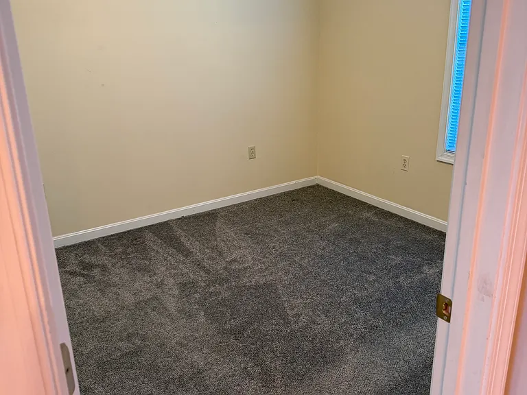 106 Clevenger Ct — Photo 39