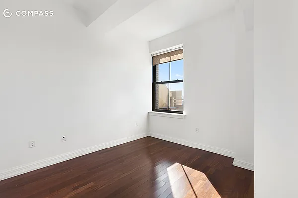 Rented by Compass | media 38