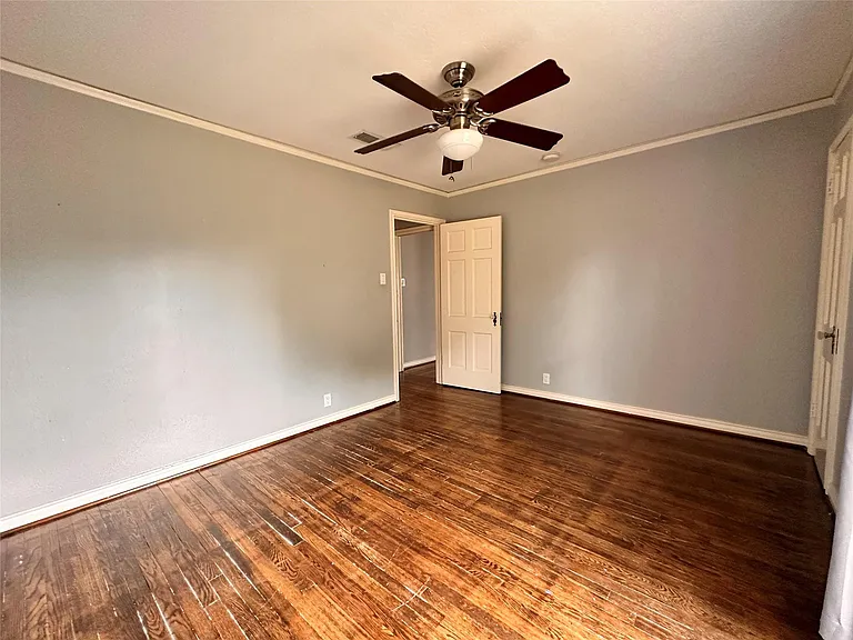 2222 Carnes St — Photo 39