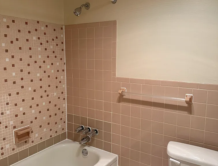 Claridge House — Photo 42