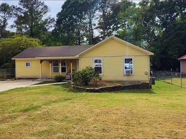 10391 Wrens Dr, Jonesboro, GA 30238