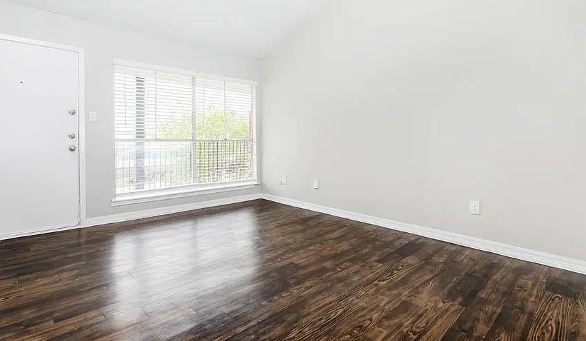 1st image of 4400 Memorial Dr #28-2191