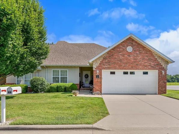 1352 N Sandy Creek Circle Unit 3, Nixa, MO 65714