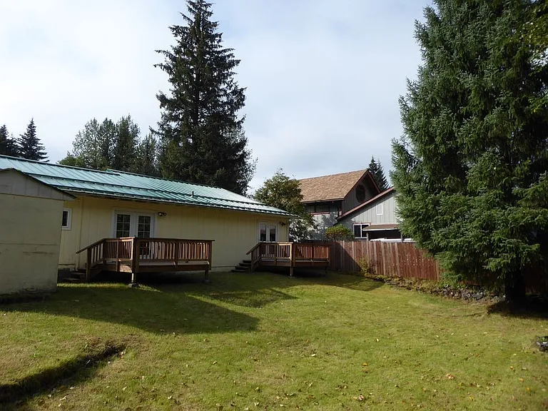 9236 Emily Way — Photo 27